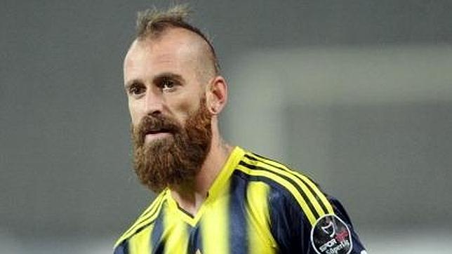 El portugués Raúl Meireles