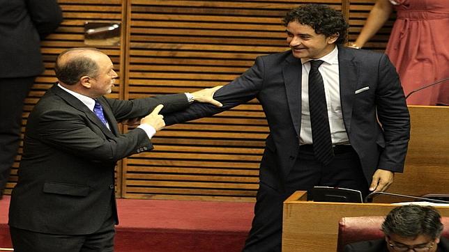 El socialista Francesc Colomer, presidente de las Cortes Valencianas con 68 votos a favor