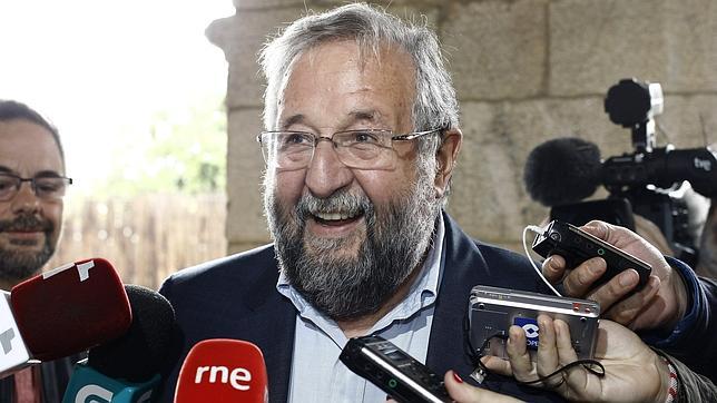 El alcalde de Lugo dimite chantajeado por las minorías para que el PSOE pueda gobernar