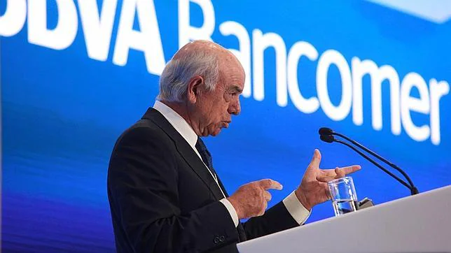 El presidente del grupo bancario español BBVA, Francisco González, duran