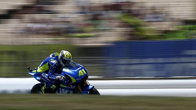 Aleix Espargaró vuela hasta la pole