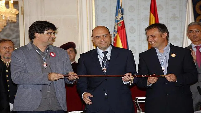 Imagen de los líderes del tripartito que gobernará el Ayuntamiento de Alicante