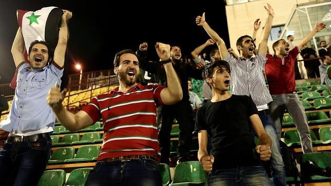 Un partido de fútbol permite que Siria y Afganistán olviden la guerra unas horas