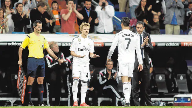 Odegaard sustituye a Cristiano