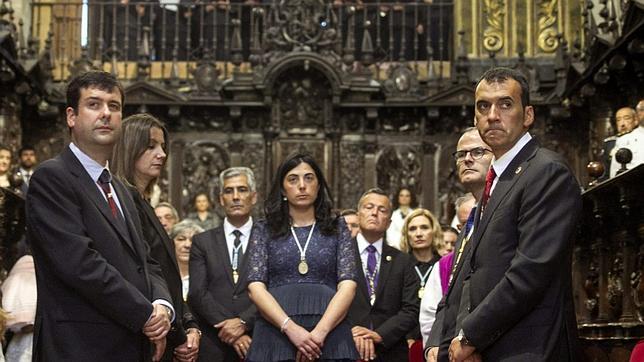 «El pueblo que huye de sus tradiciones renuncia a su identidad y a su alma»