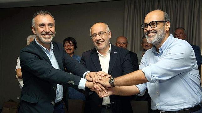 NC, PSOE y Podemos firman el pacto de gobierno para el Cabildo de Gran Canaria