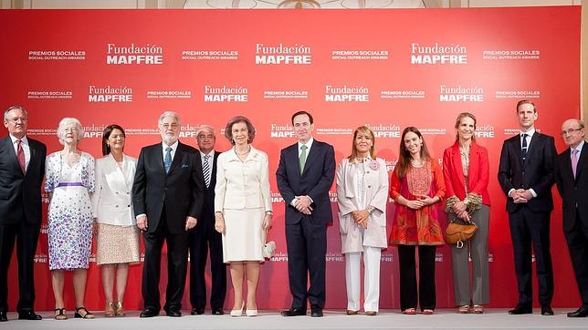 Doña Sofía entrega en Madrid los Premios Sociales de Fundación Mapfre