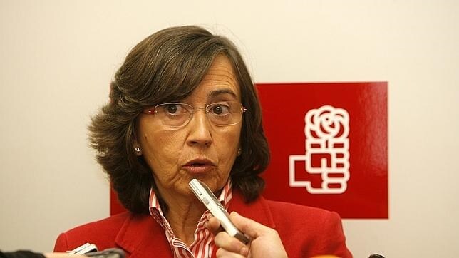 Rosa Aguilar durante una reunión del PSOE Andaluz