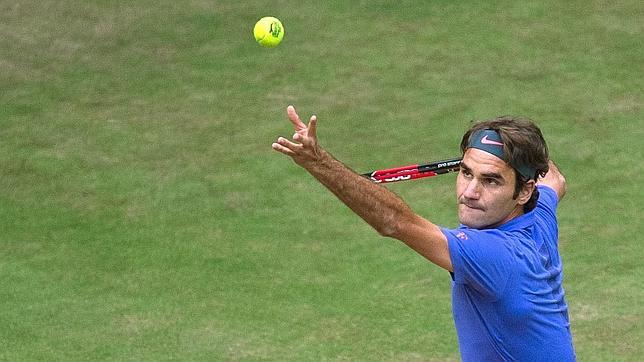 Federer se enfrenta a Seppi en su décima final en Halle