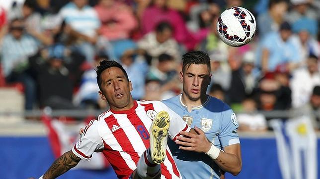 Uruguay y Paraguay firman un empate que vale a ambos para pasar a cuartos de final