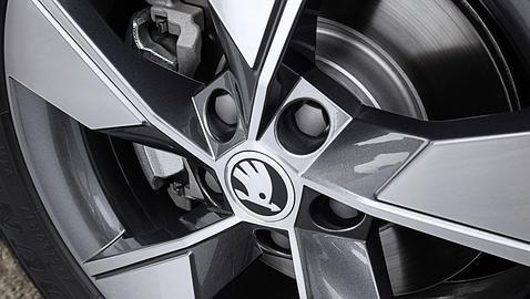 De serie, el Scout aporta llantas de aleación de 17 pulgadas