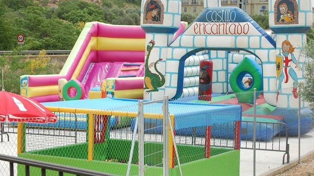 Parque infantil para los niños en El Chuletero