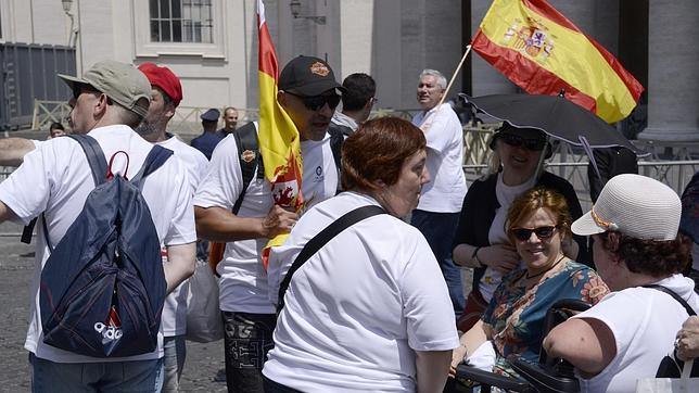 Los afectados por la talidomida le piden ayuda al Papa Francisco