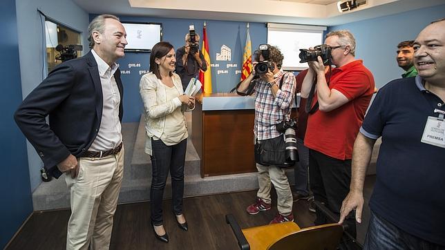 Los estatutos del PP le permiten evitar una gestora para sustituir a Fabra si dimite