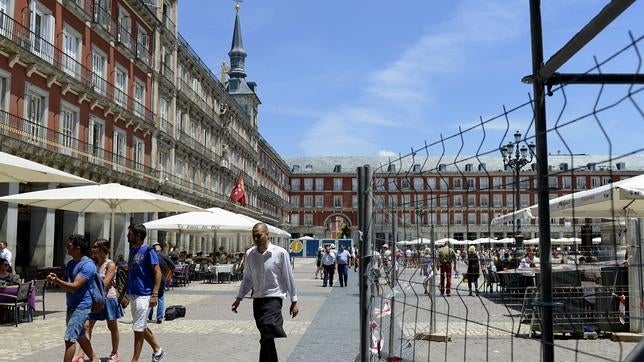 La reforma de la Plaza Mayor «arrincona» a los hosteleros