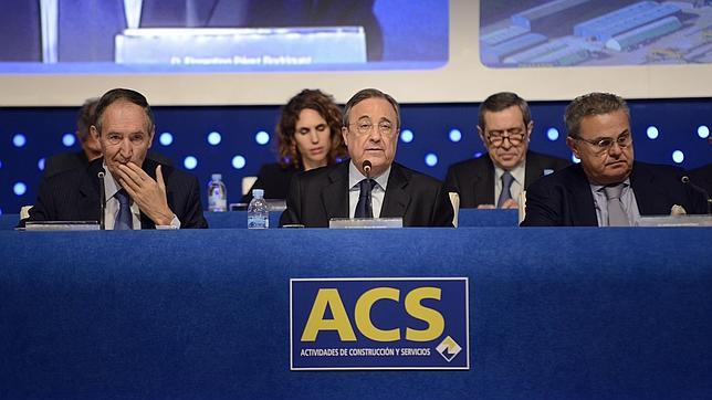 El presidente de ACS, Florentino Pérez, durante la junta de accionistas de 2015