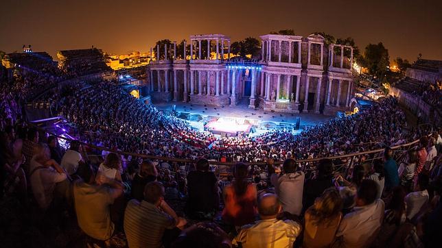 Una imagen espectacular del Teatro romano de Mérida