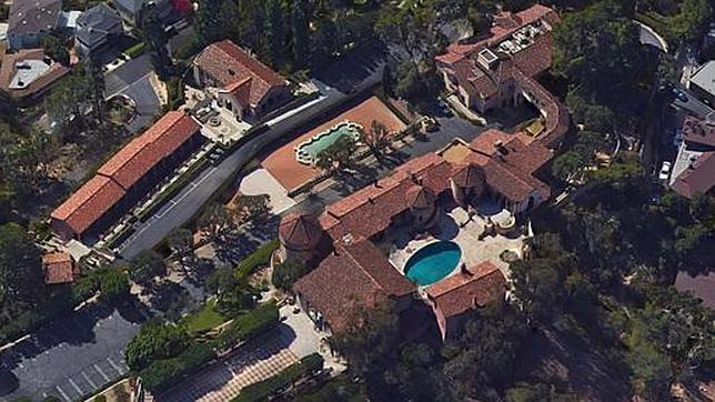 Katy Perry pelea con unas monjas por la compra de un convento