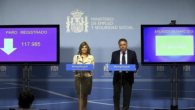 Los secretarios de Estado de Empleo y de Seguridad Social, Engracia Hidalgo y Tomás Burgos