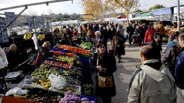 Un mercadillo popular en San Fernando de Henares
