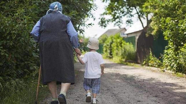 Abuelos obligados a «pelear» por el derecho a ver a sus nietos