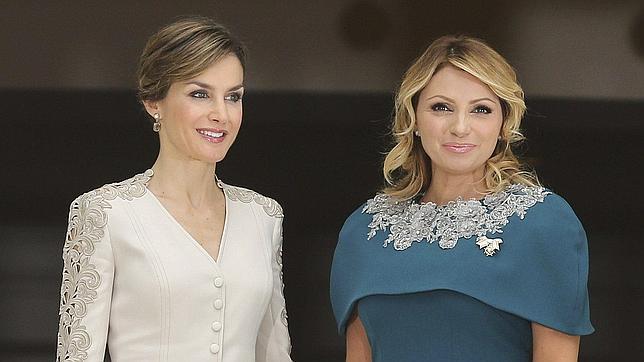 La reina Letizia junto a Angélica Rivera, la esposa del presidente de México, Enrique Peña Nieto