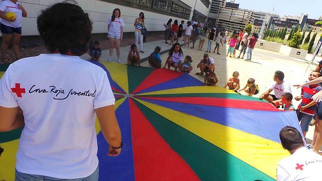 Cruz Roja presenta su escuela de verano para los meses de julio y agosto