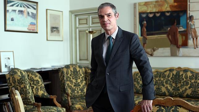 La precipitada salida del embajador de Francia