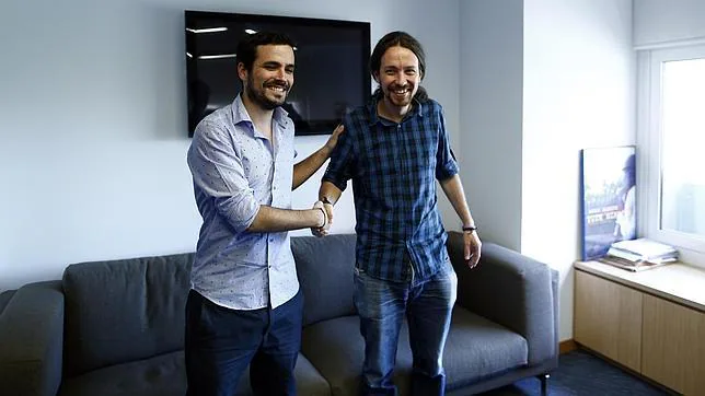 Alberto Garzón y Pablo Iglesias en una reciente reunión en la sede de Podemos