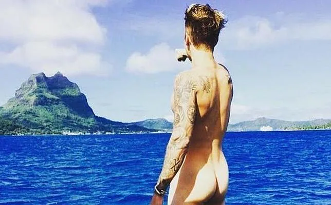 Justin Bieber se muestra desnudo en las redes sociales