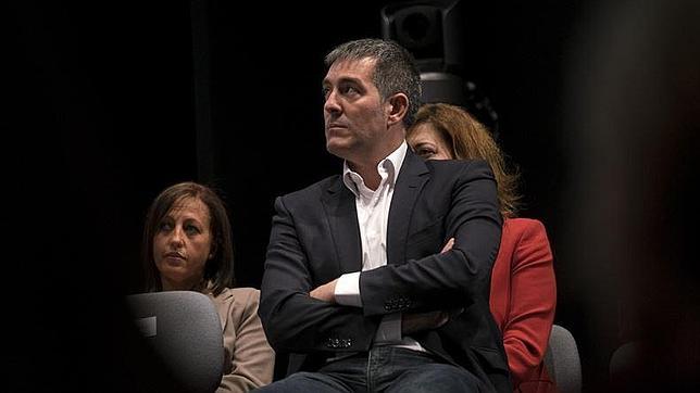 Clavijo nombrará este jueves a sus consejeros tras tomar posesión como presidente