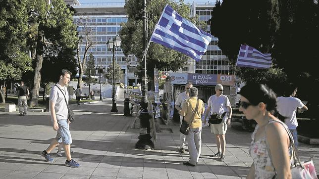 El «orgullo» de Tsipras no da de comer