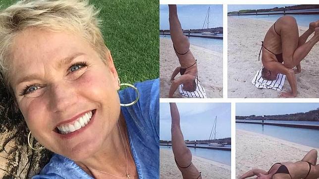 Xuxa, espléndida a sus cincuenta y dos años, en biquini y haciendo yoga