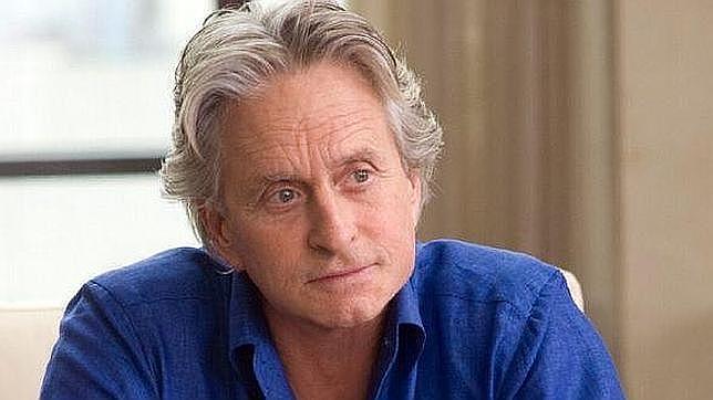 Michael Douglas critica a los jóvenes actores de su país por «poco masculinos»