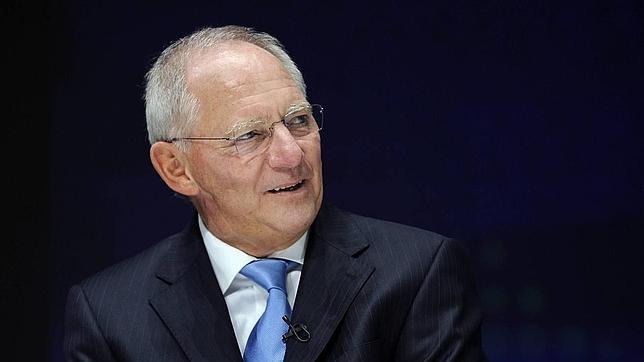 Schäuble propone que Grecia salga temporalmente del euro cinco años