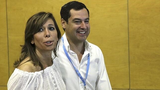Alicia Sánchez-Camacho y Juanma Moreno, en la Conferencia Política del PP