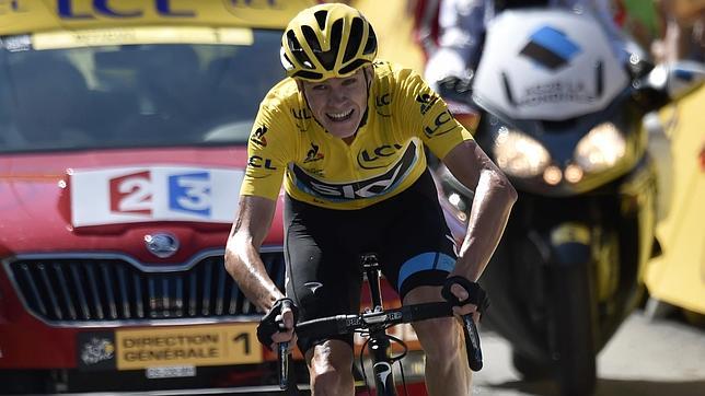 Froome destroza a sus rivales en la primera etapa de los Pirineos