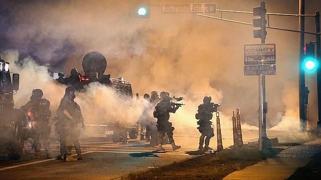 Un juez de EE.UU. rechaza la indemnización para la familia de Michael Brown