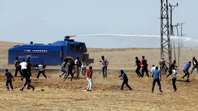 Turquía se moviliza contra Estado Islámico en su territorio