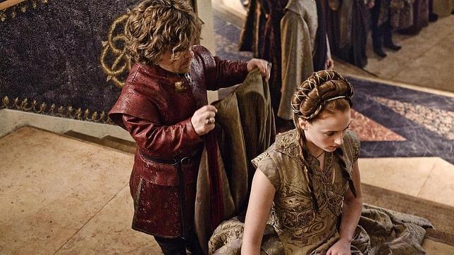 «Juego de lenguas» entre Sansa Stark y Tyrion Lannister