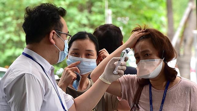 Controles en Seúl, este 20 de julio. El virus ha dejado 38 muertos desde el 20 de mayo
