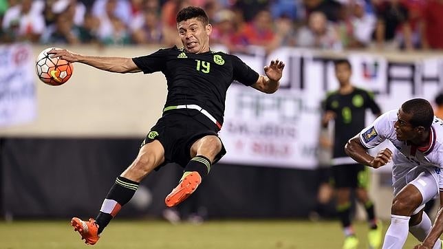 El escandaloso penalti que clasificó a México en el último suspiro de la prórroga