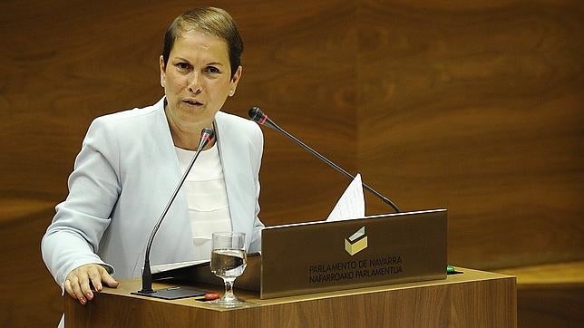 La ministra García Tejerina representará al Estado en la toma de posesión de Uxue Barkos