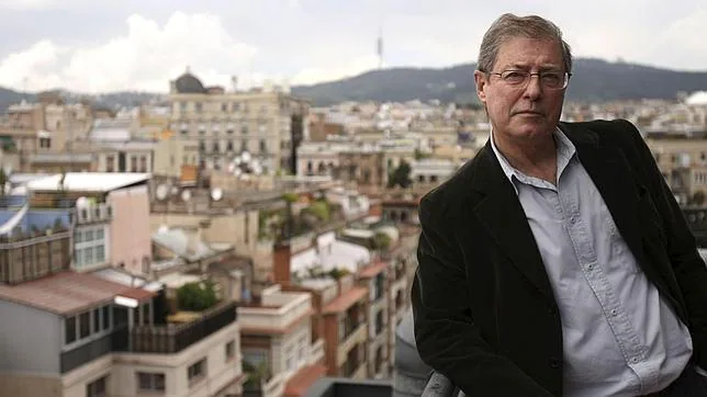 El escritor Félix de Azúa, ganador del Premio «Francisco Cerecedo» 2015