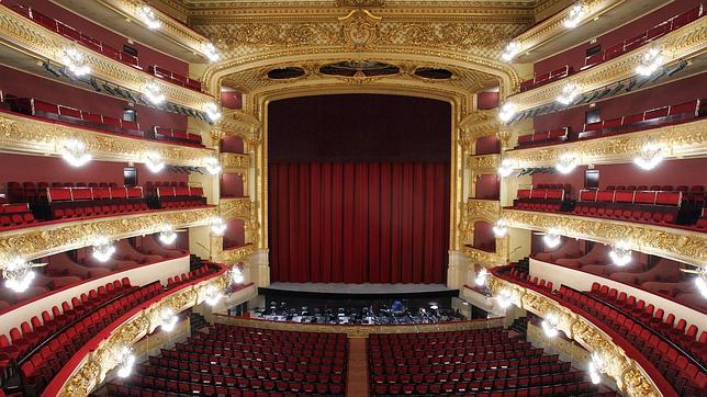 El Ayuntamiento de Barcelona renuncia a su palco en el Liceu