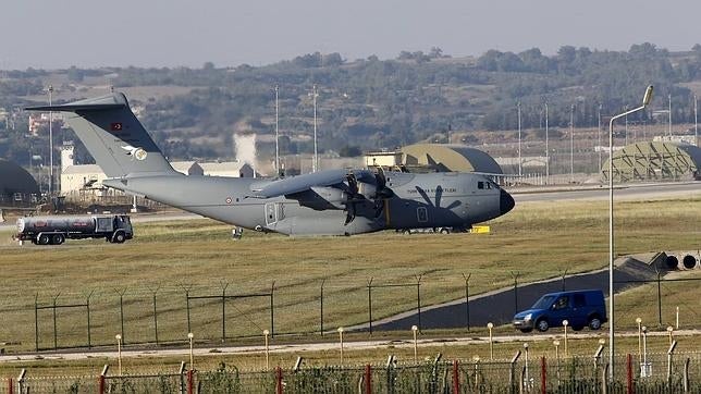 Turquía utilizará la base meridional de Incirlik para atacar a Estado Islámico