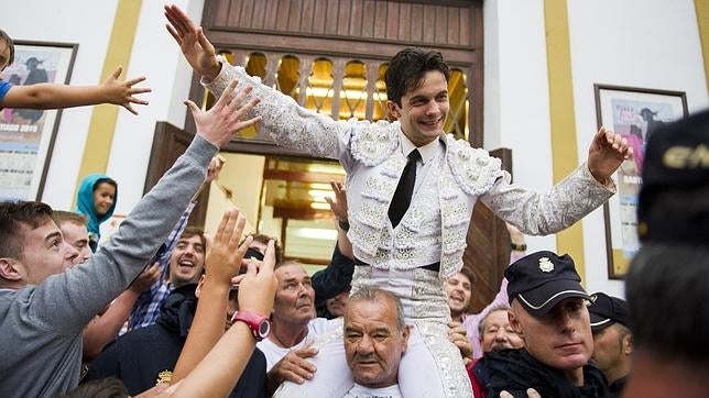 Emocionante pelea de Álamo y «Florista»