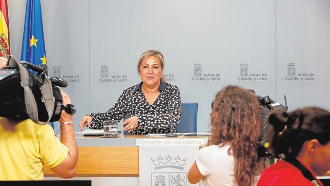 Rosa Valdeón durante la rueda de prensa posterior al Consejo de Gobierno