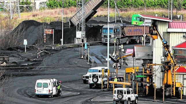 La importación de carbón cuadriplica ya la producción de mineral autóctono