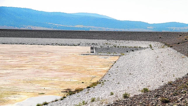 El Gobierno deja en el limbo el trasvase Júcar-Vinalopó a la espera de aprobar el plan de cuenca